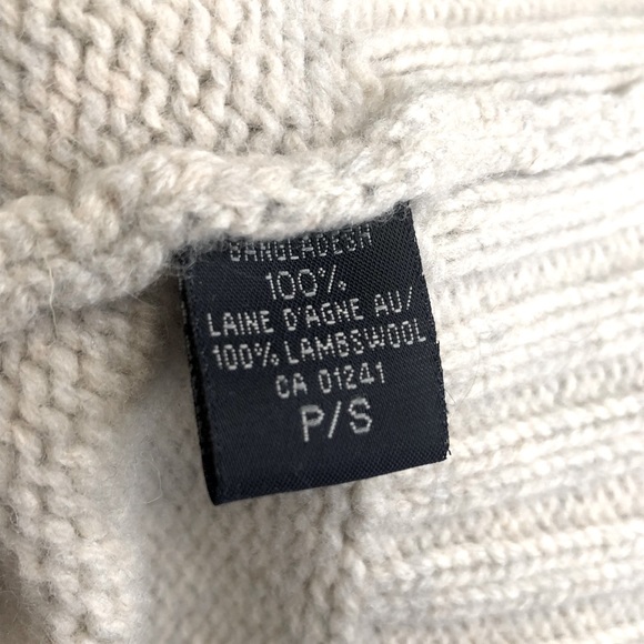 100% lamb wool pullover. Excellent condition. Size S, cream colour. - Picture 5 of 7